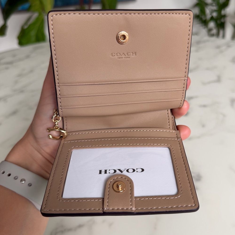 NWOT Coach Snap Wallet with Floral Appliqué in Moonlight Yellow Leather CAP16 - Picture 8 of 12